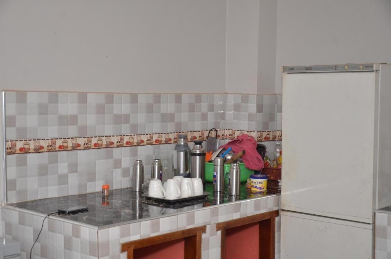Merian Gardens And Guest House Mukono Town Екстериор снимка